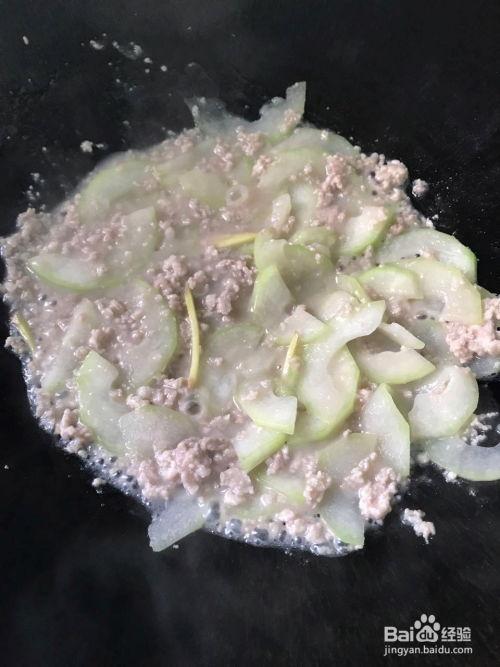 宝宝吃毛瓜还是蒲瓜,毛瓜与蒲瓜的营养对比