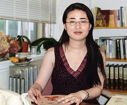 大学才女吃瓜,才女大学校园里的“吃瓜”奇遇记