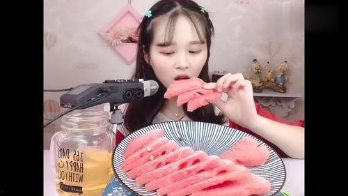 吃瓜群木偶姐姐,网络红人的魅力与影响力