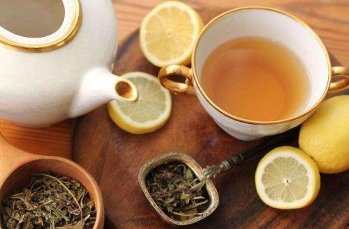 茶茶吃瓜合集,揭秘娱乐圈那些不为人知的幕后故事