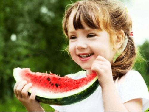 小叮当吃大瓜,瓜果飘香乐无边